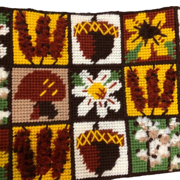 SOLD Vintage 70s Mushroom Floral Needlepoint Knit Square Plastic Handle Hand Bag - Picture 2 of 7